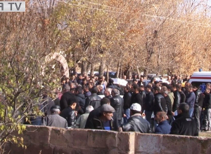 Պեմզաշենում կատարված սպանության գործով կասկածյալ Արկադի Բարսեղյանը չի ընդունել մեղքը. Գալա