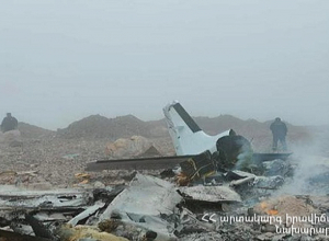 В районе села Джрабер разбился самолет: обнаружено 2 обгоревших тела