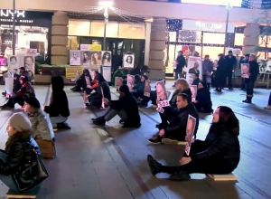 Նստացույց՝ ՝ Վարուժան Ավետիսյանին քաղաքացիական հիվանդանոց տեղափոխելու պահանջով. Ուղիղ