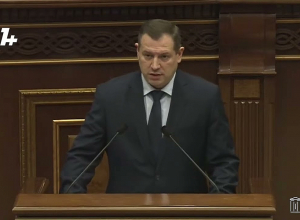 Айк Григорян был единогласно избран членом ВСС и приведен к присяге