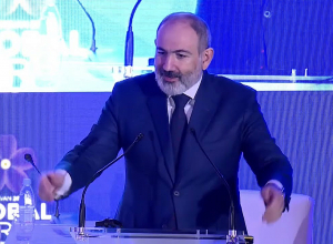 «Ты - турок». Я не считаю это оскорблением: Выступление Пашиняна на форуме против геноцида