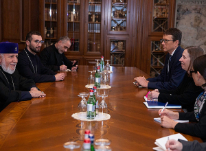 Ամենայն Հայոց Կաթողիկոսը հրաժեշտի հանդիպում է ունեցել ՀՀ-ում ԱՄՆ դեսպանի հետ