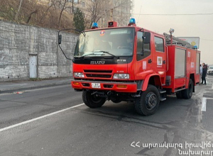 Հրդեհ Մայիսի 9 փողոցի շենքերից մեկում․ կան ծխահարված քաղաքացիներ