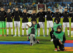 Сборная Армении по футболу опустилась на 2 позиции в таблице ФИФА