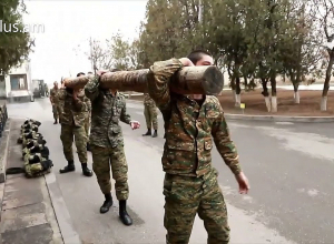 Ապագա սերժանտները մեկնում են տարբեր զորամասներ