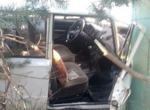 Ստեփանավան-Վանաձոր ճանապարհին «VAZ-2106»-ը մոտ 10 մ սահել և բախվել է չբնակեցված տնակին