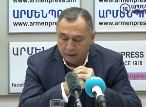 Единые вступительные экзамены в вузы, начало государственных выпускных экзаменов