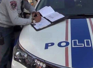 Բացահայտվել են ՃՈ տեսուչների կողմից երթևեկության կանոնների խախտումներ թույլ տված վարորդներից կաշառք ստանալու դեպքեր. ՃՈ երեք տեսուչ ձերբակալված է