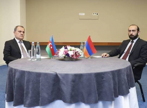 РФ готова организовать в Москве очередную встречу глав МИД Армении и Азербайджана