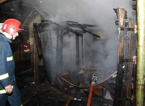 Հրդեհ Երևանի Սևանի փողոցում. տուն է այրվել