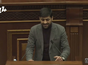 Ավարտե՛ք ձեր մահախոսականը. Հակոբ Արշակյանը՝ ընդդիմադիր պատգամավորին