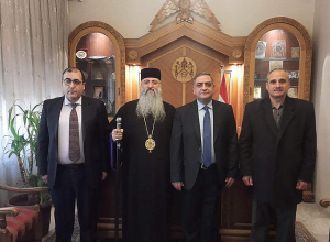 Դեսպանն այցելել է առաջնորդարան․ քննարկել են երկրաշարժից տուժած Հալեպում հայերի առջև ծառացած խնդիրները