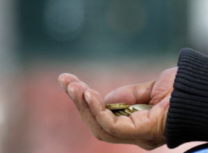 43-ամյա տղամարդը մի կնոջ 14 տարի շարունակ մուրացկանության է դրդել