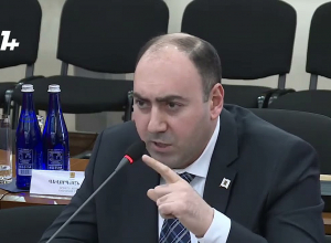 Паутина из тысяч кабелей, газовых труб, уродующих город: Что ожидается?