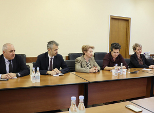 ՏԿԵ փոխնախարարը Համախշարհային բանկի ներկայացուցիչներին է ներկայացրել  պատերազմից հետո առաջացած խնդիրները