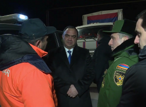 Հայ փրկարարներն Մարգարայի կամրջի մոտ դիմավորեցին ՀՀ ՆԳ նախարարը եւ Փրկարար ծառայության տնօրենը