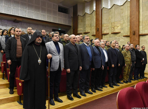 Նախագահ Հարությունյանը ներկա է գտնվել Արցախի Վերածննդի օրվան նվիրված հանդիսավոր միջոցառմանը