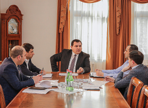 У госминистра обсуждались вопросы организации перевозки гуманитарных грузов