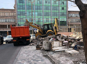 «Մերգելյան» զբոսայգու շինությունները ապամոնտաժվում և շինաղբից մաքրվում են