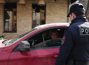 Պարեկների և ճանապարհային ոստիկանների անակնկալը կանանց