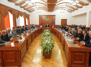 Արցախի պետնախարարին զեկուցվել է ապաստարանների վիճակի մասին