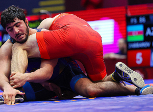 Կնյազ Իբոյանը հաղթեց ադրբեջանցի ու թուրք ըմբիշներին և մտավ եզրափակիչ