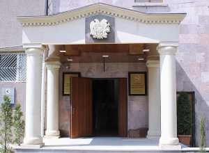 Խաշթառակ գյուղում հարազատների կողմից մանկահասակ երեխաների նկատմամբ բռնություններ կիրառելու, դրա հետևանքով երեխաներից մեկի մահվան դեպքի նախաքննությունն ավարտվել