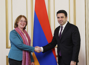 Ալեն Սիմոնյանն ընդունել է ԳԴՀ Բունդեսթագի Գերմանիա-Հարավային Կովկաս բարեկամական խմբի անդամներին