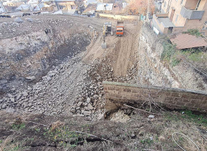 Փլուզում Երևանի Վերին Անտառային փողոցում