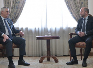 ICAO Եվրոպայի և Հյուսիսատլանտյան տարածաշրջանի գրասենյակի տնօրեն Նիկոլաս Ռալլոն Երեւանում է