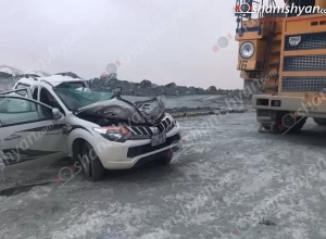 Սոթքի ոսկու հանքում բախվել են ԲելԱԶ բեռնատարն ու Mitsubishi-ն․ shamshyan.com