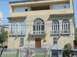 Գերմանիայի դեսպանատունը արձագանքում է բողոքներին՝   հերթագրման նոր կարգ առաջարկելով