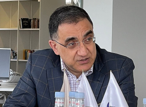 Արմեն Դարբինյանը հեռանում է Հայ-ռուսական համալսարանի ռեկտորի պաշտոնից