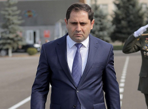 Министр обороны Армении прервал рабочий визит в Брюссель и возвращается в Армению: МО