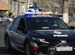 Водитель, предложивший взятку патрульному, задержан