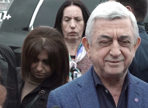 Я настаиваю, чтобы он опубликовал письмо с пометкой «совершенно секретно», если он его не опубликует, то он лжец