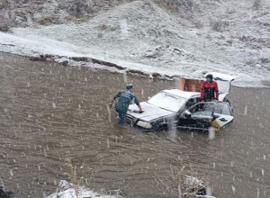 Փրկարարներն ավտոմեքենան դուրս են բերել Չիչխան գետից