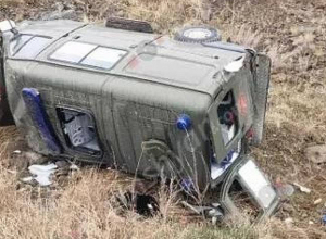 Վթարի հետևանքով ՊՆ զորամասի սանիտարական մեքենան ու բեռնատարը ձորն են ընկել. տուժածները զինհոսպիտալում են