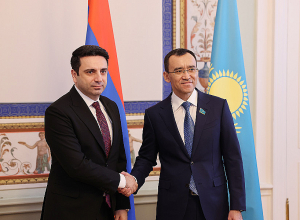 Ален Симонян представил председателю Сената Казахстана напряжённую ситуацию в Армении и Нагорном Карабахе, создавшуюся после 44-дневной войны и продолжающуюся п