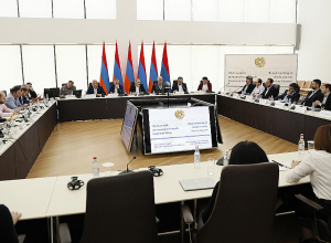 Դիլիջանում նիստի երկրորդ օրը քննարկվել է ներդրումային միջավայրի վրա փոխարժեքի տատանումների ազդեցությունը