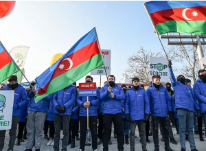 Էկոակտիվիստ ներկայացող ադրբեջանցիները հայտարարում են ակցիան դադարեցնելու մասին