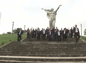 Վարչապետը Իջեւանի Մայր Հայաստան հուշարձանի մոտ մասնակցել է ծառատունկին