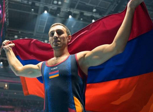 Արթուր Դավթյանը հաղթեց մարմնամարզության աշխարհի գավաթի հենացատկում