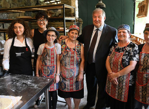 Ցանկացած խնդրի լուծման բանալին աշխատանքն է. Արմեն Սարգսյան