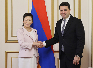 Ալեն Սիմոնյանն ընդունել է Ճապոնիայի արտաքին գործերի նախարարի խորհրդարանական տեղակալ Յումի Յոշիկավային