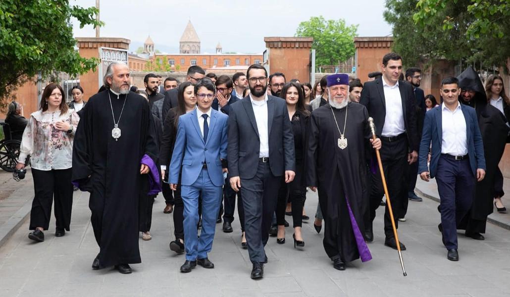 344564540_755321572956019_7188061926292622653_n