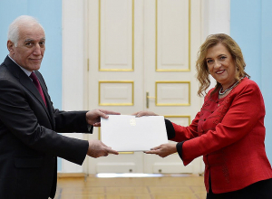 Վահագն Խաչատուրյանին իր հավատարմագրերն է հանձնել Հայաստանում Հունգարիայի նորանշանակ դեսպանը