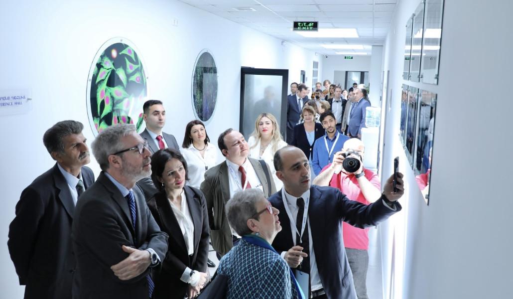 thumbnail_image00036