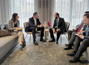 Արարատ Միրզոյանը հանդիպել է Կիպրոսի արտաքին գործերի նախարարի հետ