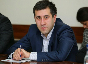 Փաշինյանի որդուն առևանգելու փորձի մեղադրանքով զոհված զինծառայողների ծնողներին տարել են ոստիկանություն․ իրավապաշտպան